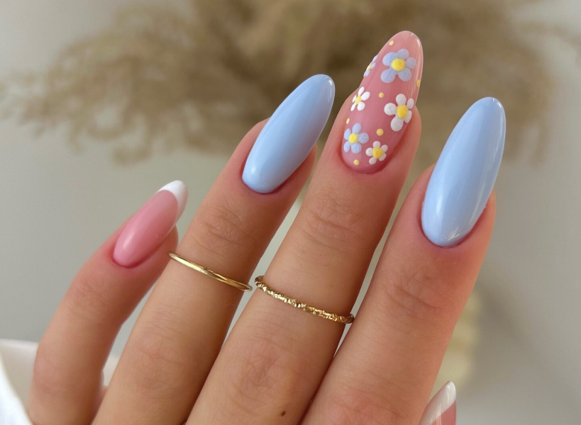 34 August Nails 2024: Discover This Summer’s Hottest Trends!