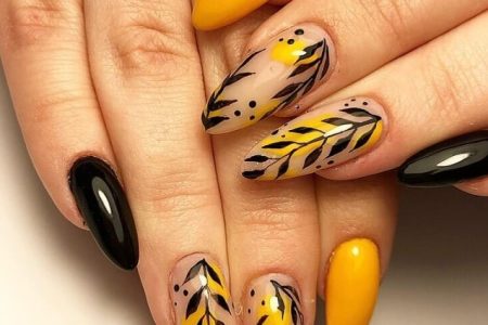 20 Stunning Fall Leaf Nail Designs for 2024: Embrace Autumn with Style